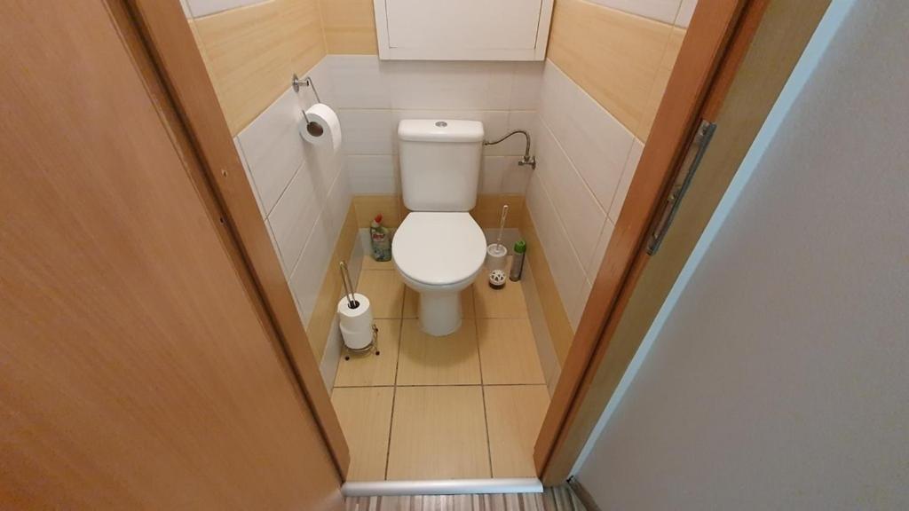 Apartman Mikaela 68 M2 Poprad Buitenkant foto
